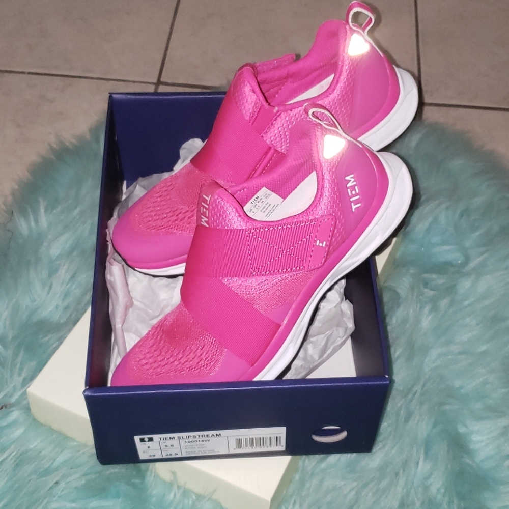 Tiem cycling shoe vivid pink size 8